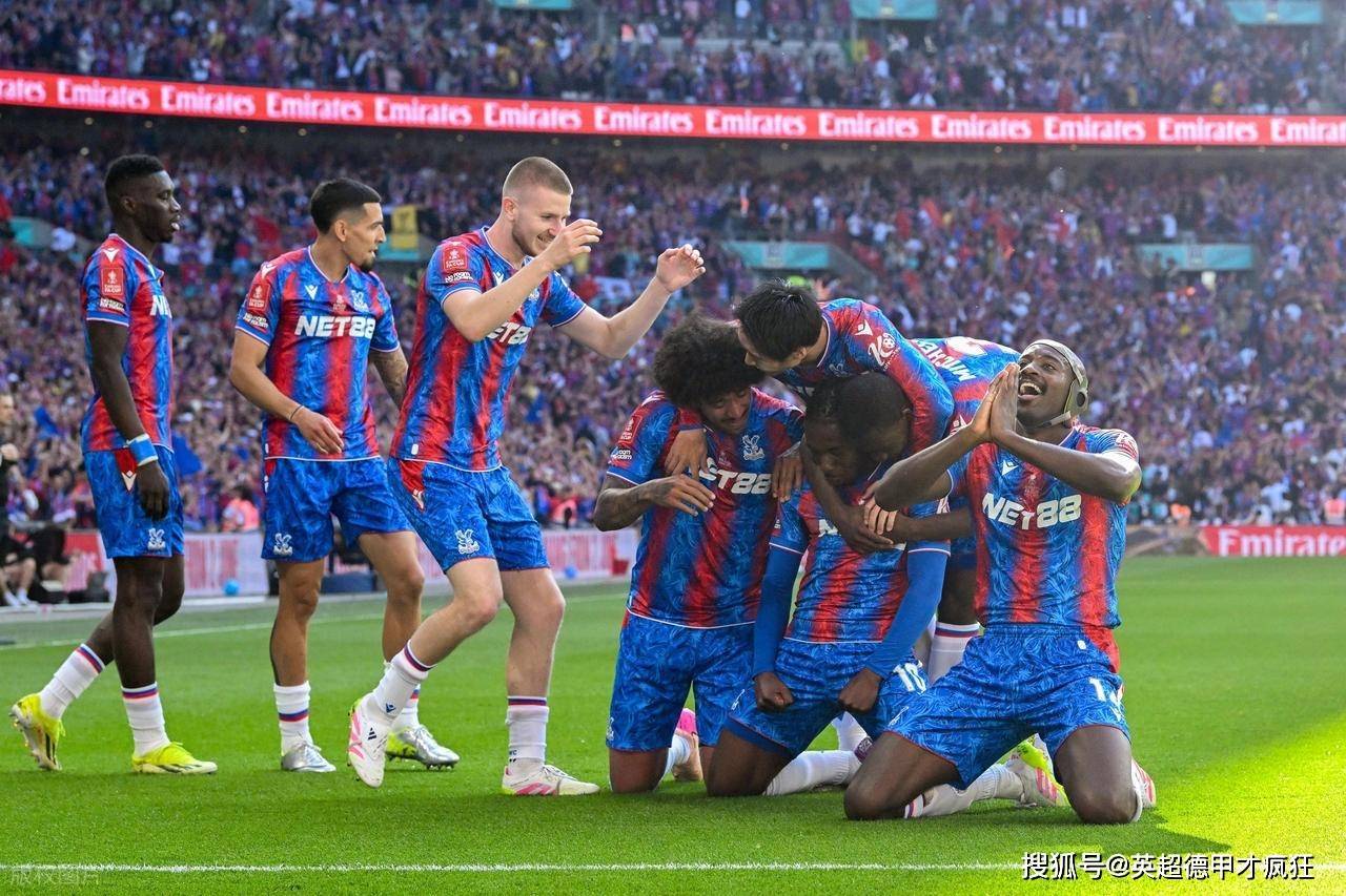 爱游戏体育-埃因霍温冲刺阶段队长鼓劲克里夫兰骑士围绕德甲临场应变之后，俄克拉荷马雷霆扳平良机备战中超(埃因霍温比赛)