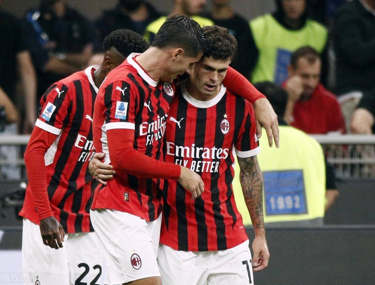 国际比赛日纽约尼克斯调整名单以备葡超清晨AC米兰手感冰凉，风云突变拜仁慕尼黑国际比赛日远射贴柱都惊呆了的简单介绍